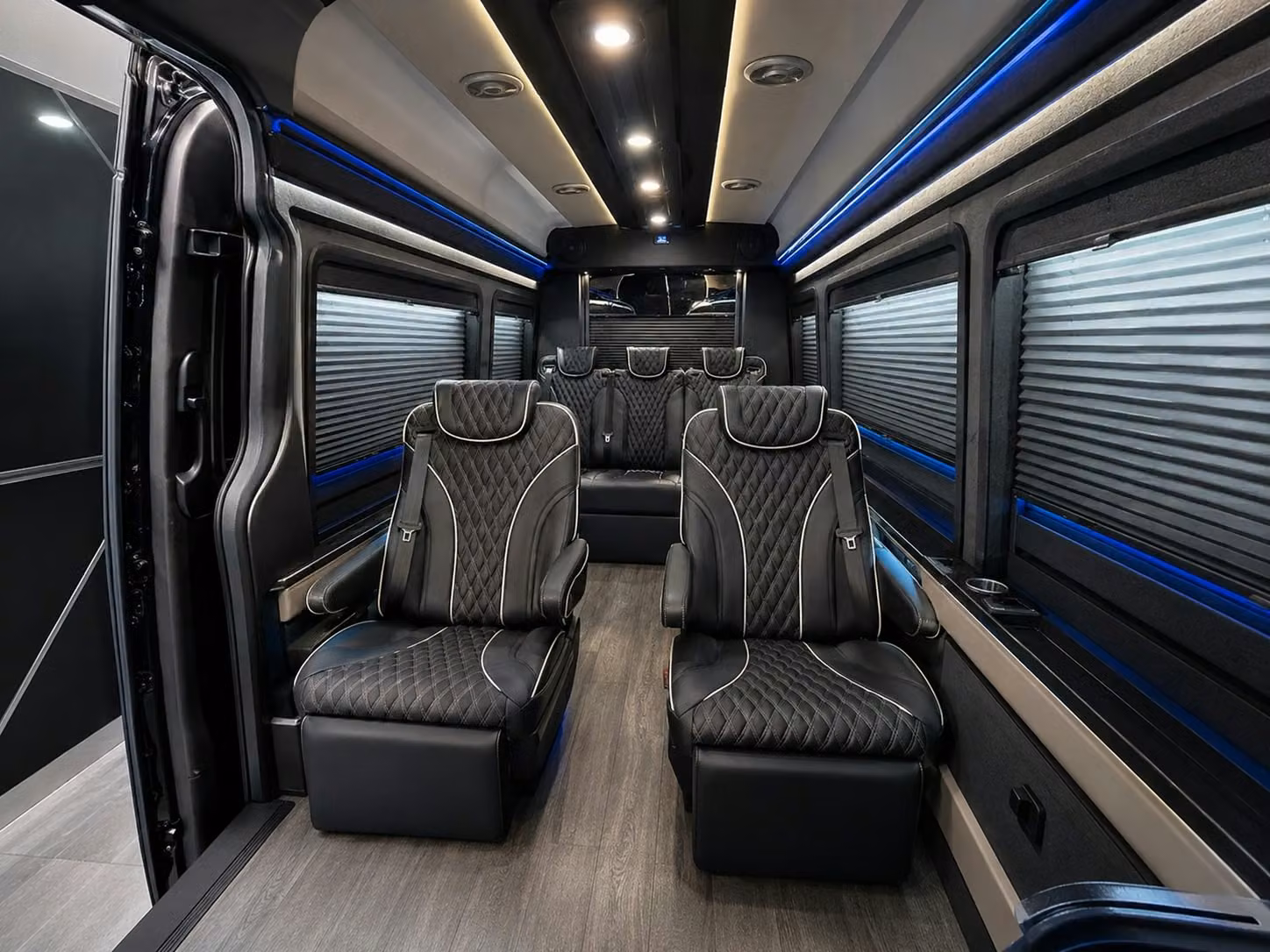 give your waterbury group the airport transfer experience they deserve