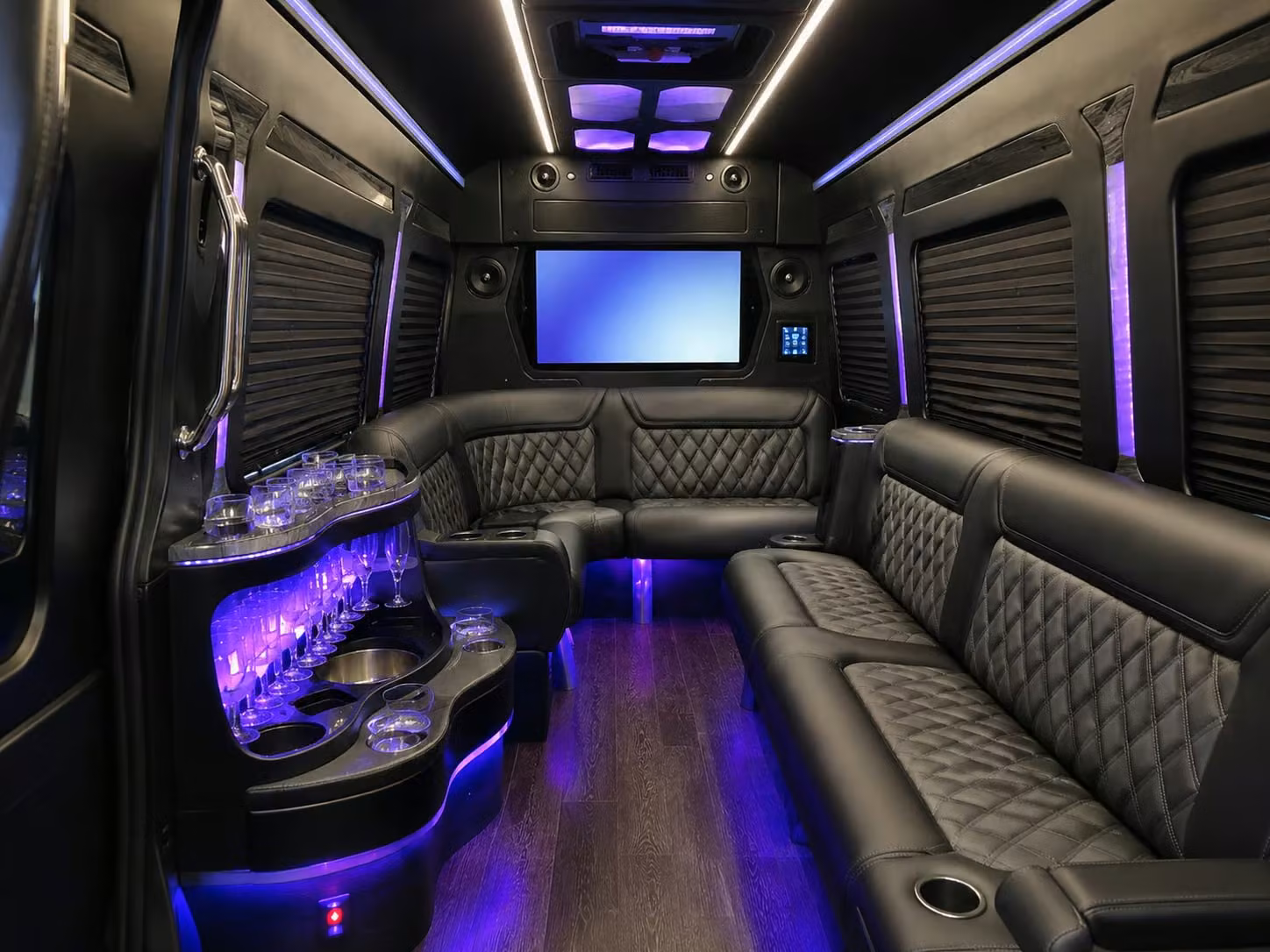 waterbury school field trip and sports team bus rentals
